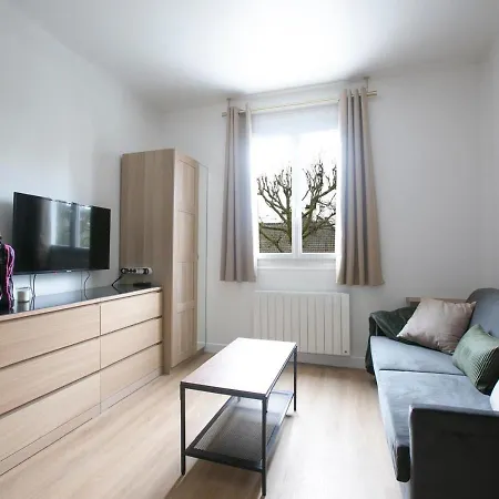 Apartment Cozy Et Bien Equipe Pres De Paris *