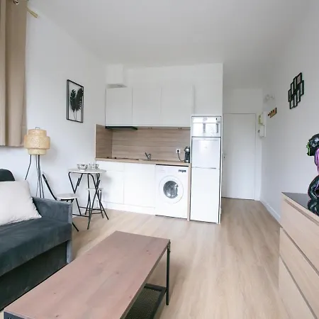 Cozy Et Bien Equipe Pres De Paris Apartment